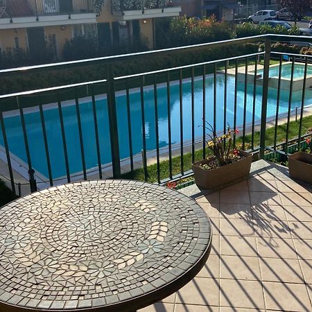 Pool Apartment Μπελάτζιο Εξωτερικό φωτογραφία