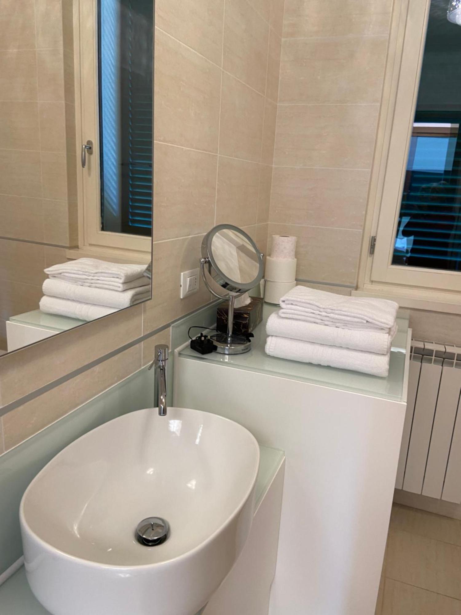Pool Apartment Μπελάτζιο Εξωτερικό φωτογραφία